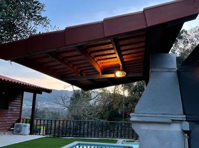 Casa Do Passadiço - *